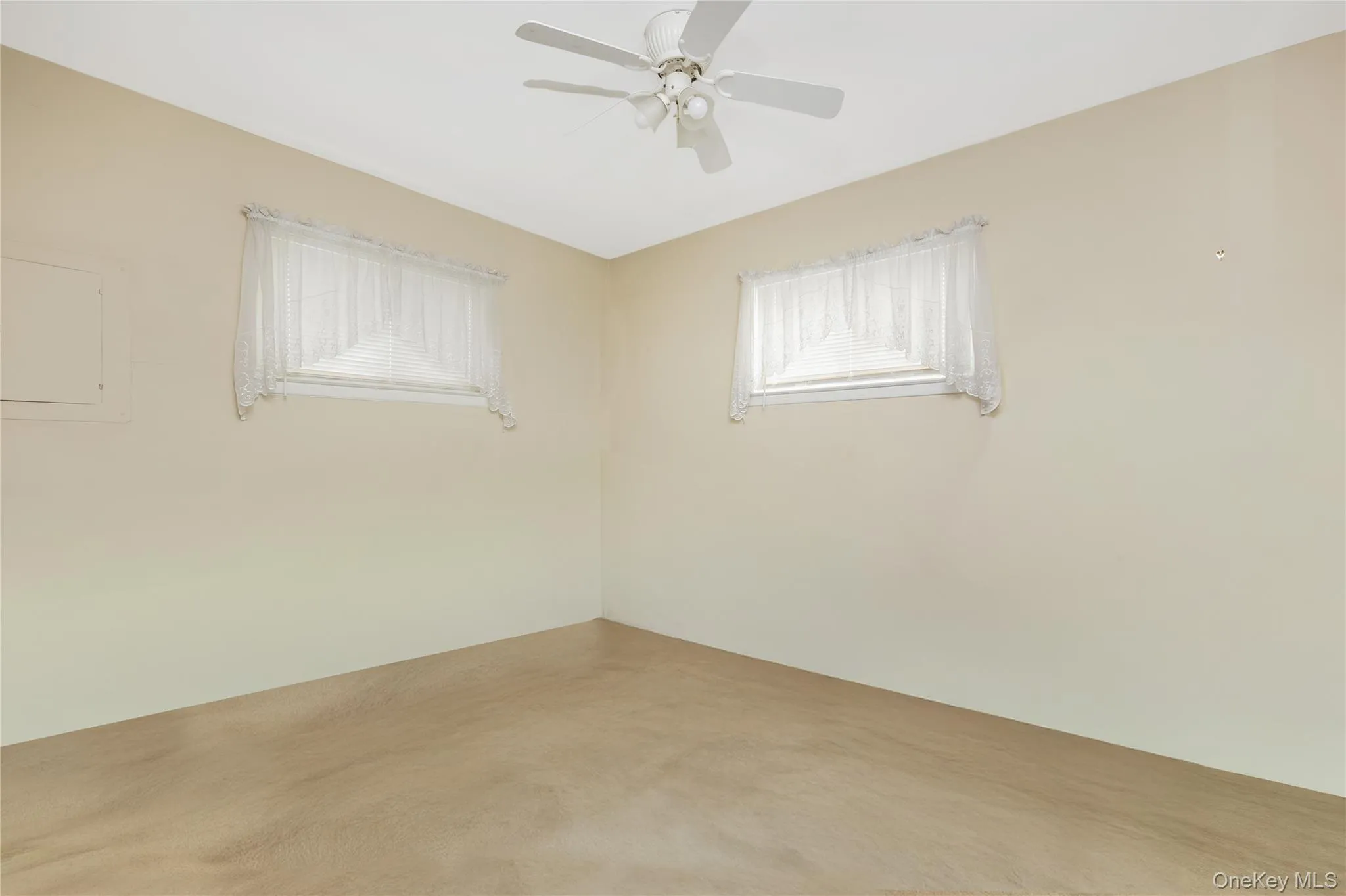 19 Glenda Drive, Babylon, NY, 4 Bedrooms Bedrooms, 7 Rooms Rooms,2 BathroomsBathrooms,Residential,For Rent,Glenda,0,1030747 19 Glenda Drive, Babylon, NY, 4 Bedrooms Bedrooms, 7 Rooms Rooms,2 BathroomsBathrooms,Residential,For Rent,Glenda,0,1030747