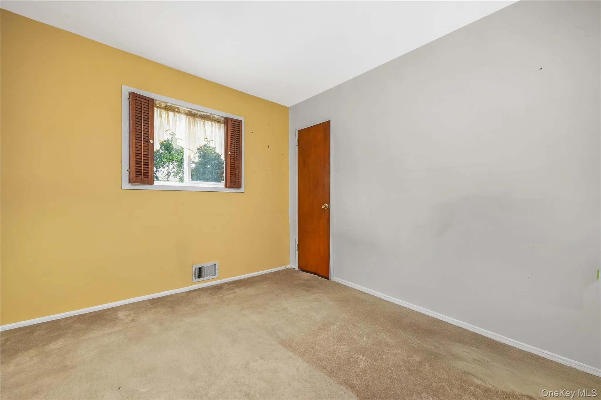 19 Glenda Drive, Babylon, NY, 4 Bedrooms Bedrooms, 7 Rooms Rooms,2 BathroomsBathrooms,Residential,For Rent,Glenda,0,1030747 19 Glenda Drive, Babylon, NY, 4 Bedrooms Bedrooms, 7 Rooms Rooms,2 BathroomsBathrooms,Residential,For Rent,Glenda,0,1030747