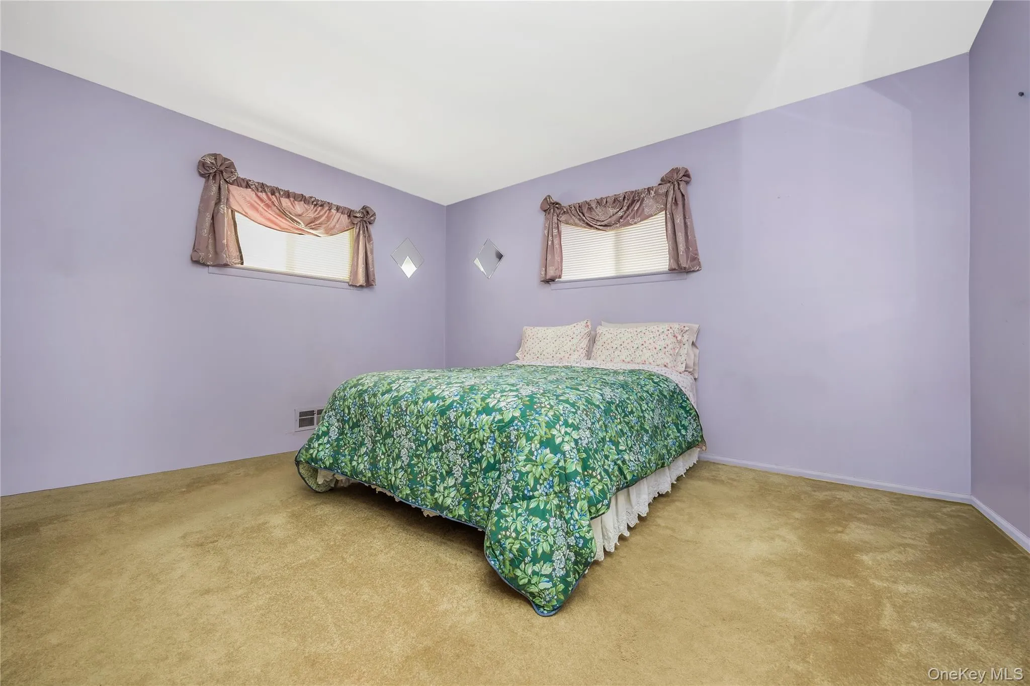 19 Glenda Drive, Babylon, NY, 4 Bedrooms Bedrooms, 7 Rooms Rooms,2 BathroomsBathrooms,Residential,For Rent,Glenda,0,1030747 19 Glenda Drive, Babylon, NY, 4 Bedrooms Bedrooms, 7 Rooms Rooms,2 BathroomsBathrooms,Residential,For Rent,Glenda,0,1030747