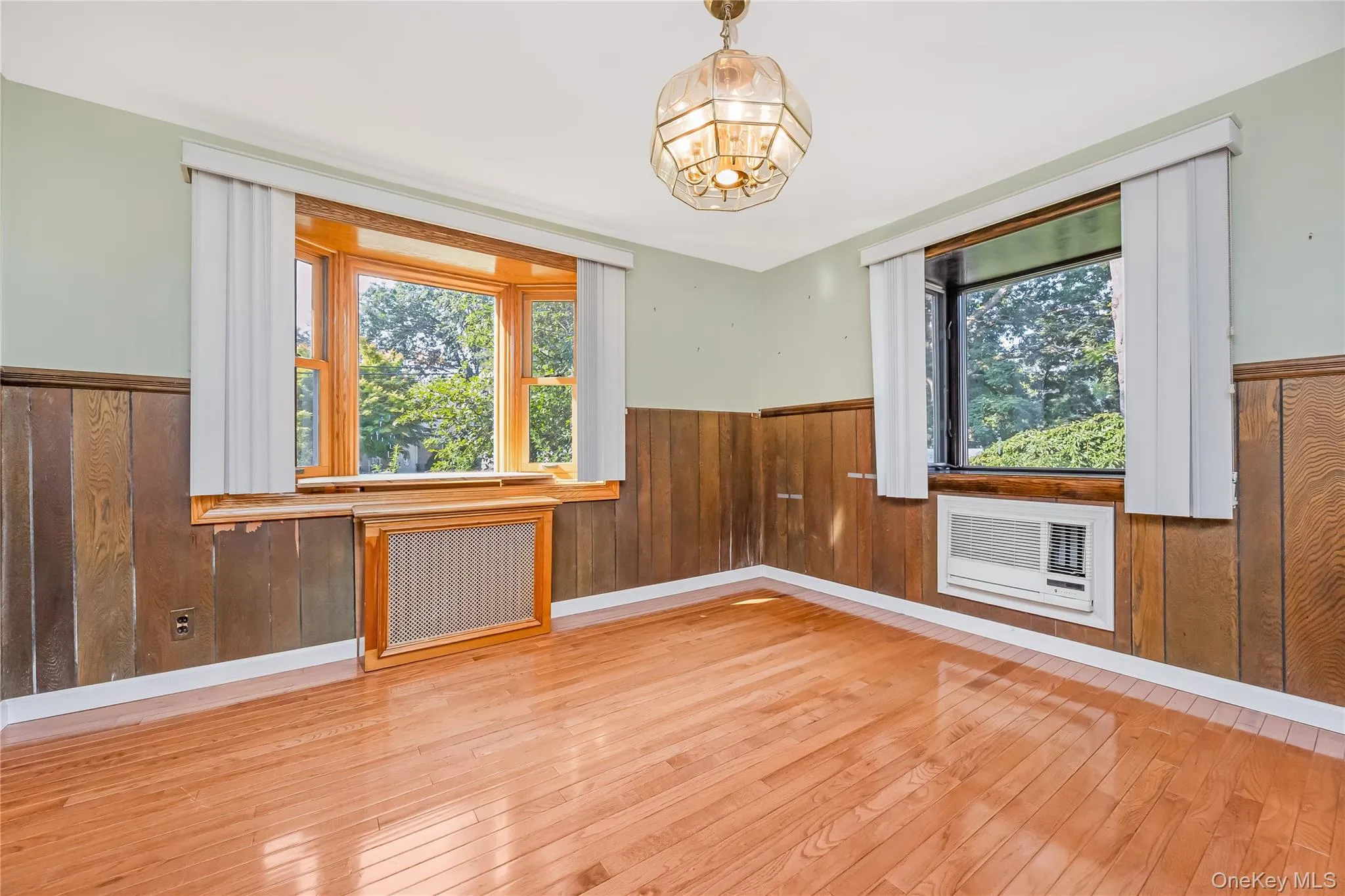 525 Beech Street, Babylon, NY, 5 Bedrooms Bedrooms, 9 Rooms Rooms,2 BathroomsBathrooms,Residential,For Rent,Beech,0,1030749 525 Beech Street, Babylon, NY, 5 Bedrooms Bedrooms, 9 Rooms Rooms,2 BathroomsBathrooms,Residential,For Rent,Beech,0,1030749