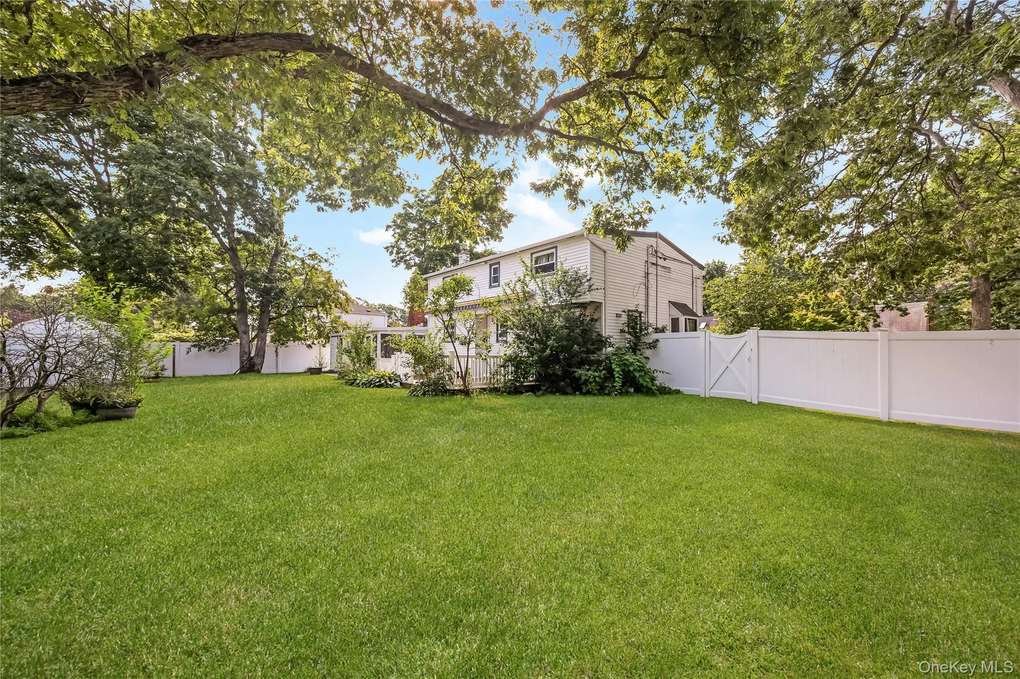 525 Beech Street, Babylon, NY, 5 Bedrooms Bedrooms, 9 Rooms Rooms,2 BathroomsBathrooms,Residential,For Rent,Beech,0,1030749 525 Beech Street, Babylon, NY, 5 Bedrooms Bedrooms, 9 Rooms Rooms,2 BathroomsBathrooms,Residential,For Rent,Beech,0,1030749