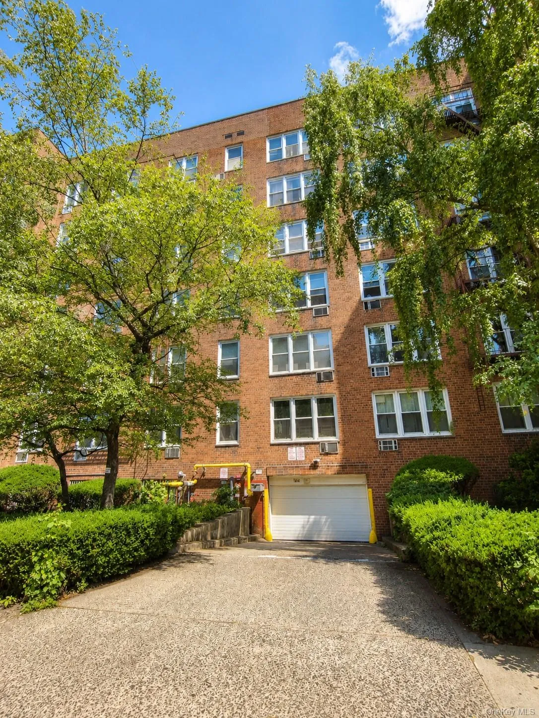 10010 67th Road, New York, NY, 2 Bedrooms Bedrooms, 4 Rooms Rooms,1 BathroomBathrooms,Residential,For Rent,67th,0,1030751 10010 67th Road, New York, NY, 2 Bedrooms Bedrooms, 4 Rooms Rooms,1 BathroomBathrooms,Residential,For Rent,67th,0,1030751