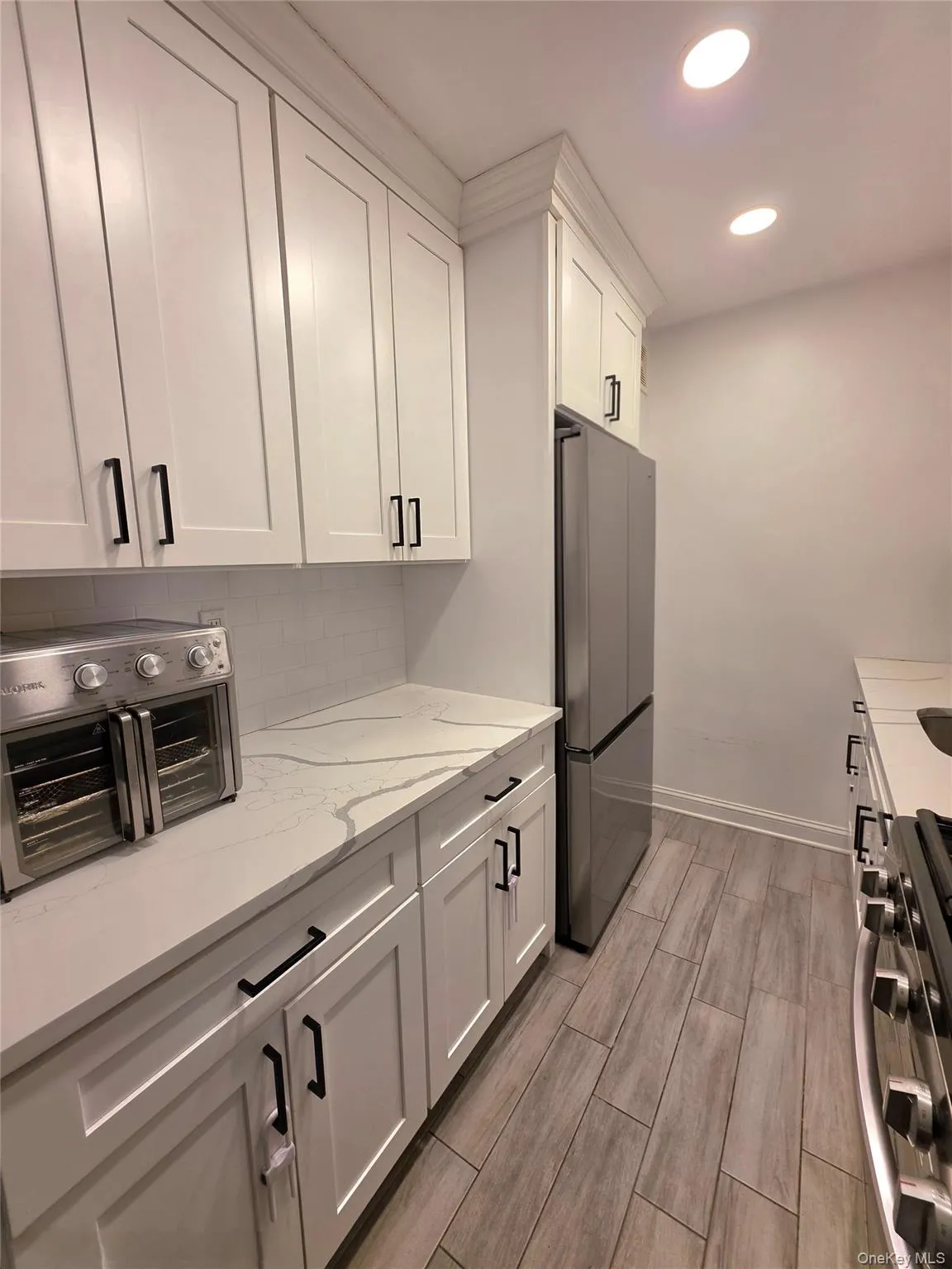 88-25 155th Avenue, New York, NY, 1 Bedroom Bedrooms, 4 Rooms Rooms,1 BathroomBathrooms,Residential,For Rent,155th,0,1030752 88-25 155th Avenue, New York, NY, 1 Bedroom Bedrooms, 4 Rooms Rooms,1 BathroomBathrooms,Residential,For Rent,155th,0,1030752