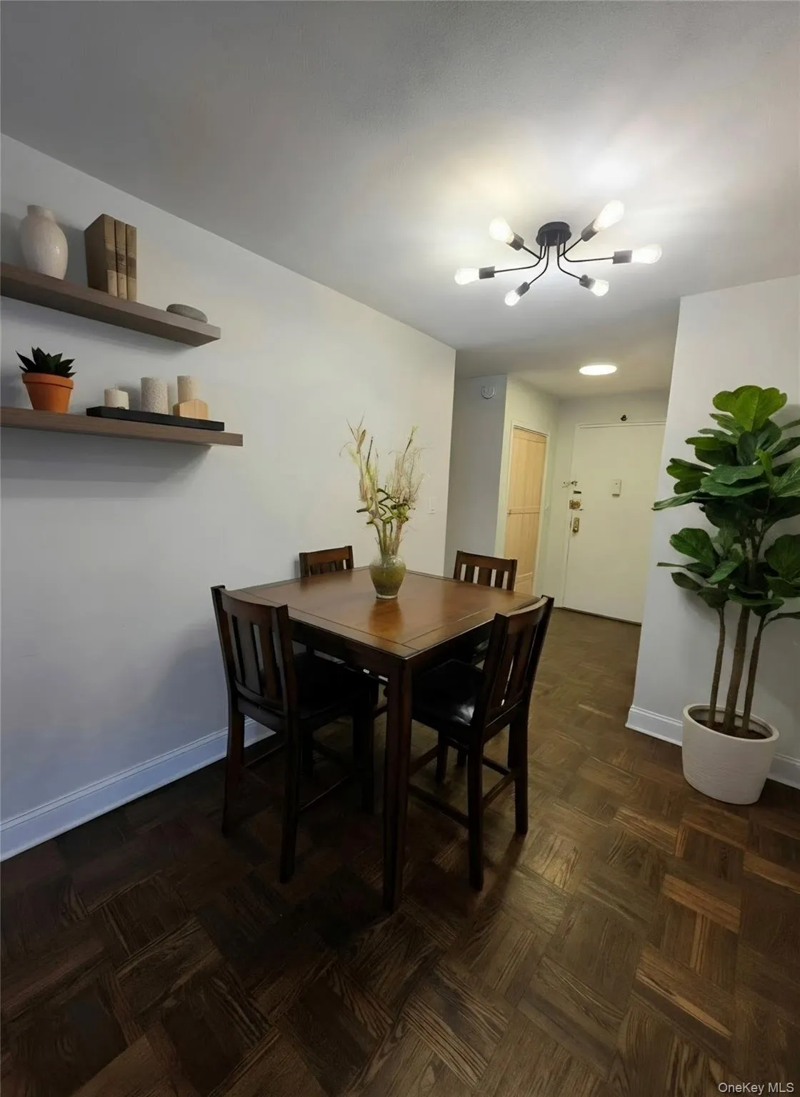 88-25 155th Avenue, New York, NY, 1 Bedroom Bedrooms, 4 Rooms Rooms,1 BathroomBathrooms,Residential,For Rent,155th,0,1030752 88-25 155th Avenue, New York, NY, 1 Bedroom Bedrooms, 4 Rooms Rooms,1 BathroomBathrooms,Residential,For Rent,155th,0,1030752