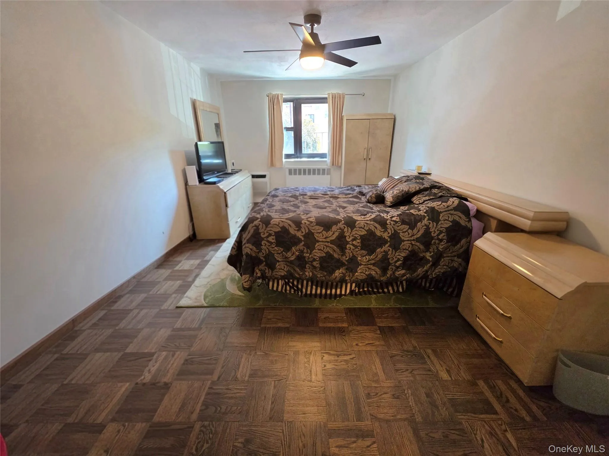 88-25 155th Avenue, New York, NY, 1 Bedroom Bedrooms, 4 Rooms Rooms,1 BathroomBathrooms,Residential,For Rent,155th,0,1030752 88-25 155th Avenue, New York, NY, 1 Bedroom Bedrooms, 4 Rooms Rooms,1 BathroomBathrooms,Residential,For Rent,155th,0,1030752