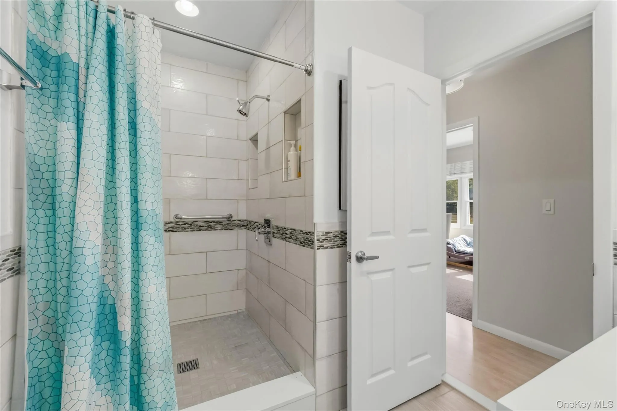 136 Lake Road, New Windsor, NY, 2 Bedrooms Bedrooms, 5 Rooms Rooms,1 BathroomBathrooms,Residential,For Rent,Lake,0,1030769 136 Lake Road, New Windsor, NY, 2 Bedrooms Bedrooms, 5 Rooms Rooms,1 BathroomBathrooms,Residential,For Rent,Lake,0,1030769