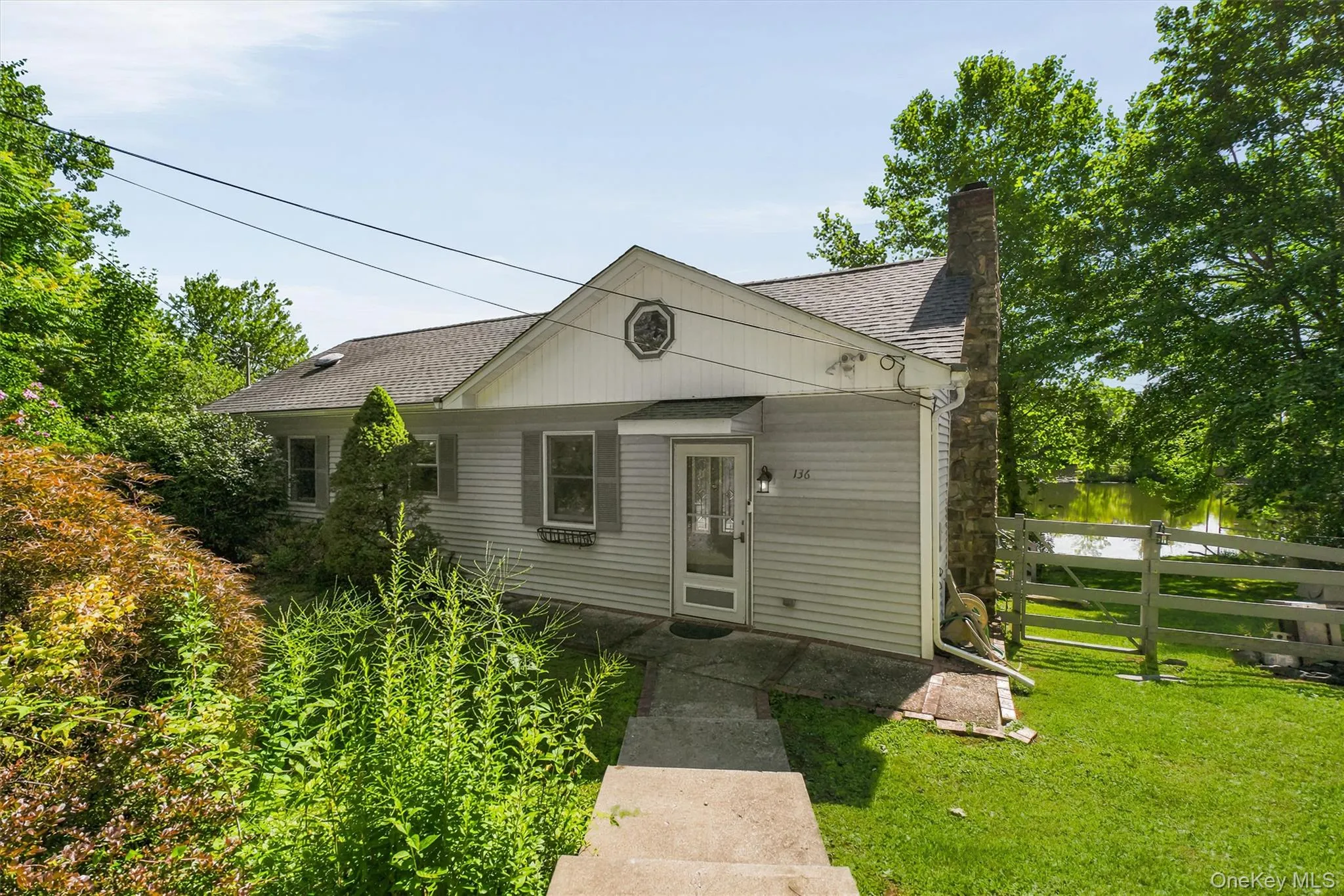 136 Lake Road, New Windsor, NY, 2 Bedrooms Bedrooms, 5 Rooms Rooms,1 BathroomBathrooms,Residential,For Rent,Lake,0,1030769 136 Lake Road, New Windsor, NY, 2 Bedrooms Bedrooms, 5 Rooms Rooms,1 BathroomBathrooms,Residential,For Rent,Lake,0,1030769