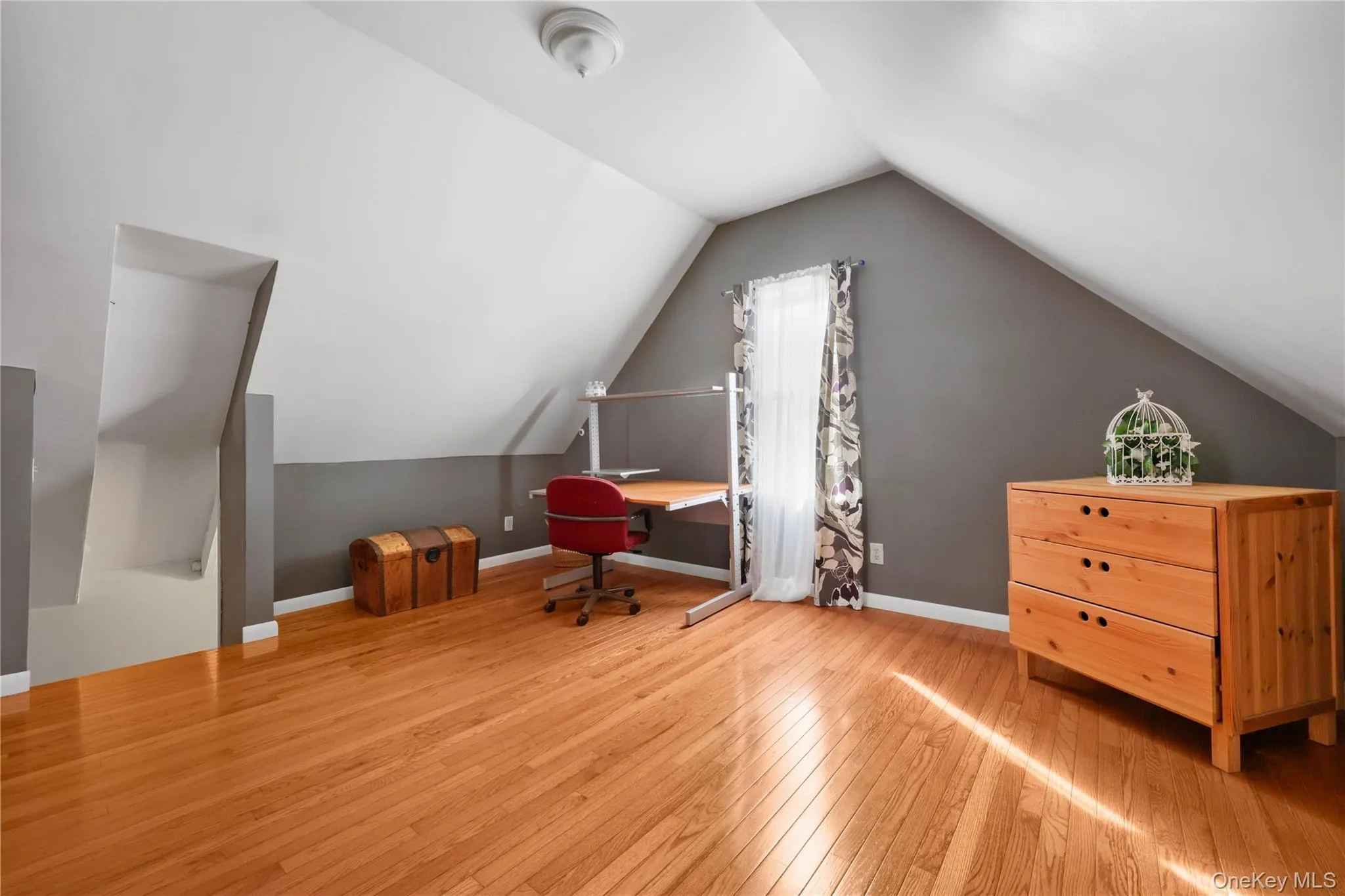 29 Brookridge Avenue, Eastchester, NY, 3 Bedrooms Bedrooms, 7 Rooms Rooms,3 BathroomsBathrooms,Residential Lease,For Rent,Brookridge,0,1030778 29 Brookridge Avenue, Eastchester, NY, 3 Bedrooms Bedrooms, 7 Rooms Rooms,3 BathroomsBathrooms,Residential Lease,For Rent,Brookridge,0,1030778