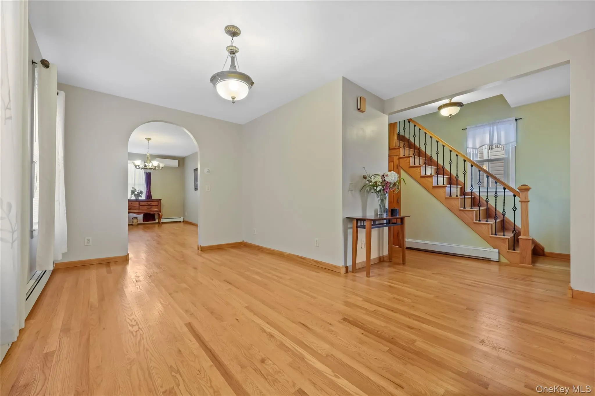 29 Brookridge Avenue, Eastchester, NY, 3 Bedrooms Bedrooms, 7 Rooms Rooms,3 BathroomsBathrooms,Residential Lease,For Rent,Brookridge,0,1030778 29 Brookridge Avenue, Eastchester, NY, 3 Bedrooms Bedrooms, 7 Rooms Rooms,3 BathroomsBathrooms,Residential Lease,For Rent,Brookridge,0,1030778