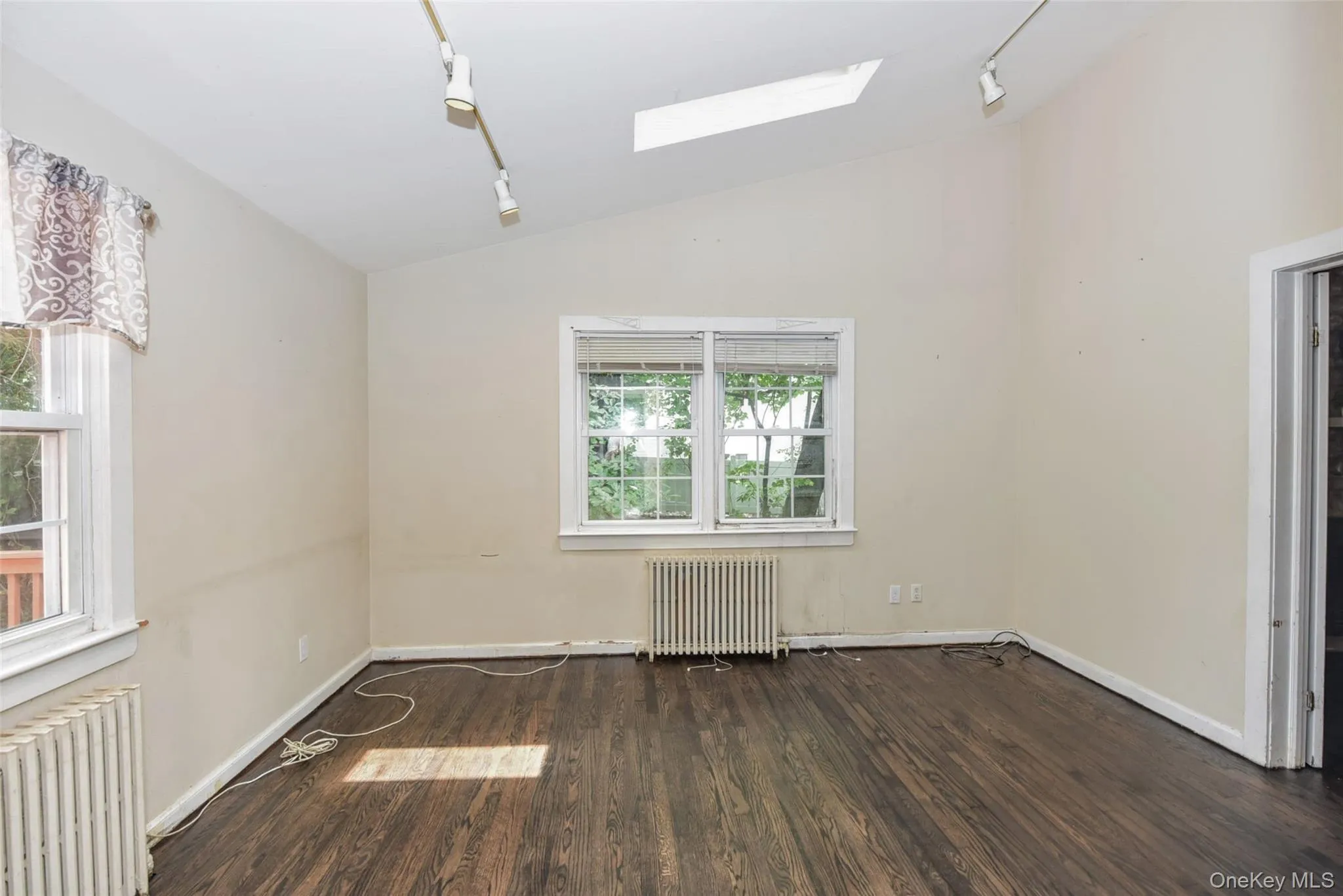 127 Hunt Avenue, Orangetown, NY, 3 Bedrooms Bedrooms, 7 Rooms Rooms,1 BathroomBathrooms,Residential,For Rent,Hunt,0,1030784 127 Hunt Avenue, Orangetown, NY, 3 Bedrooms Bedrooms, 7 Rooms Rooms,1 BathroomBathrooms,Residential,For Rent,Hunt,0,1030784