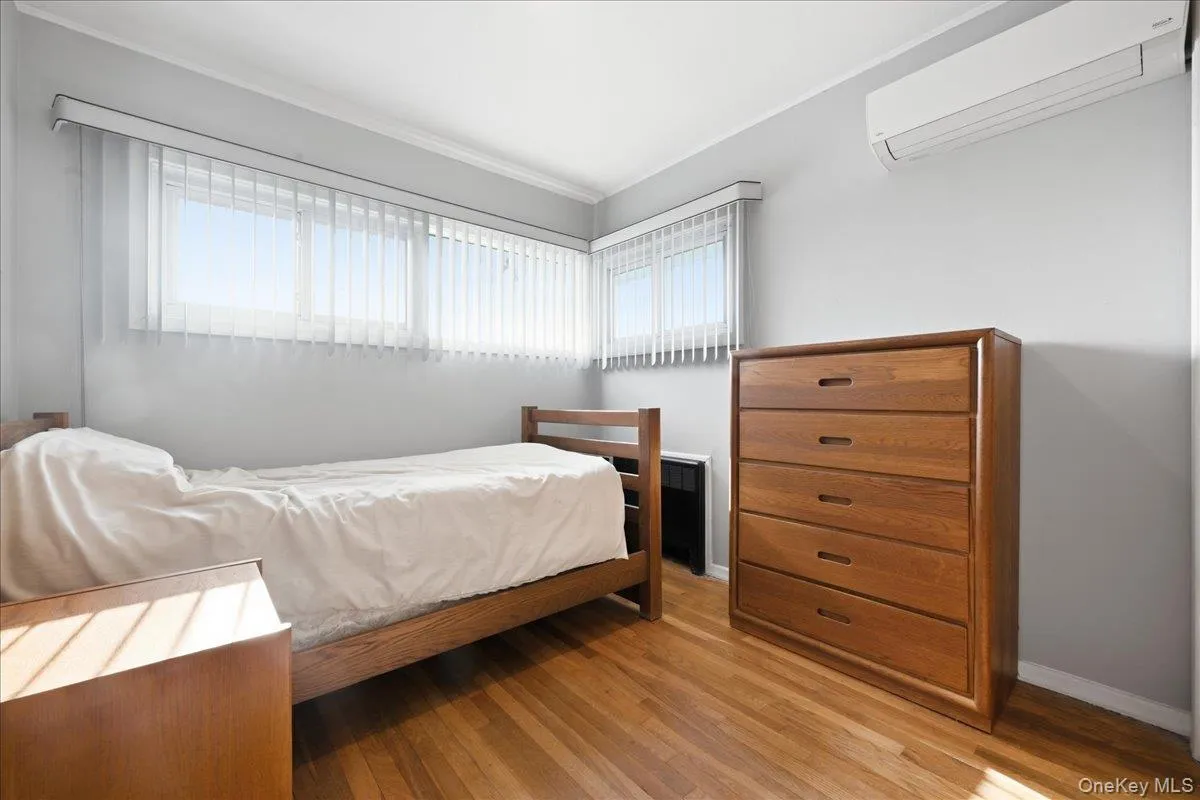 658 Richmond Road, Hempstead, NY, 3 Bedrooms Bedrooms, 7 Rooms Rooms,2 BathroomsBathrooms,Residential,For Rent,Richmond,0,1030787 658 Richmond Road, Hempstead, NY, 3 Bedrooms Bedrooms, 7 Rooms Rooms,2 BathroomsBathrooms,Residential,For Rent,Richmond,0,1030787