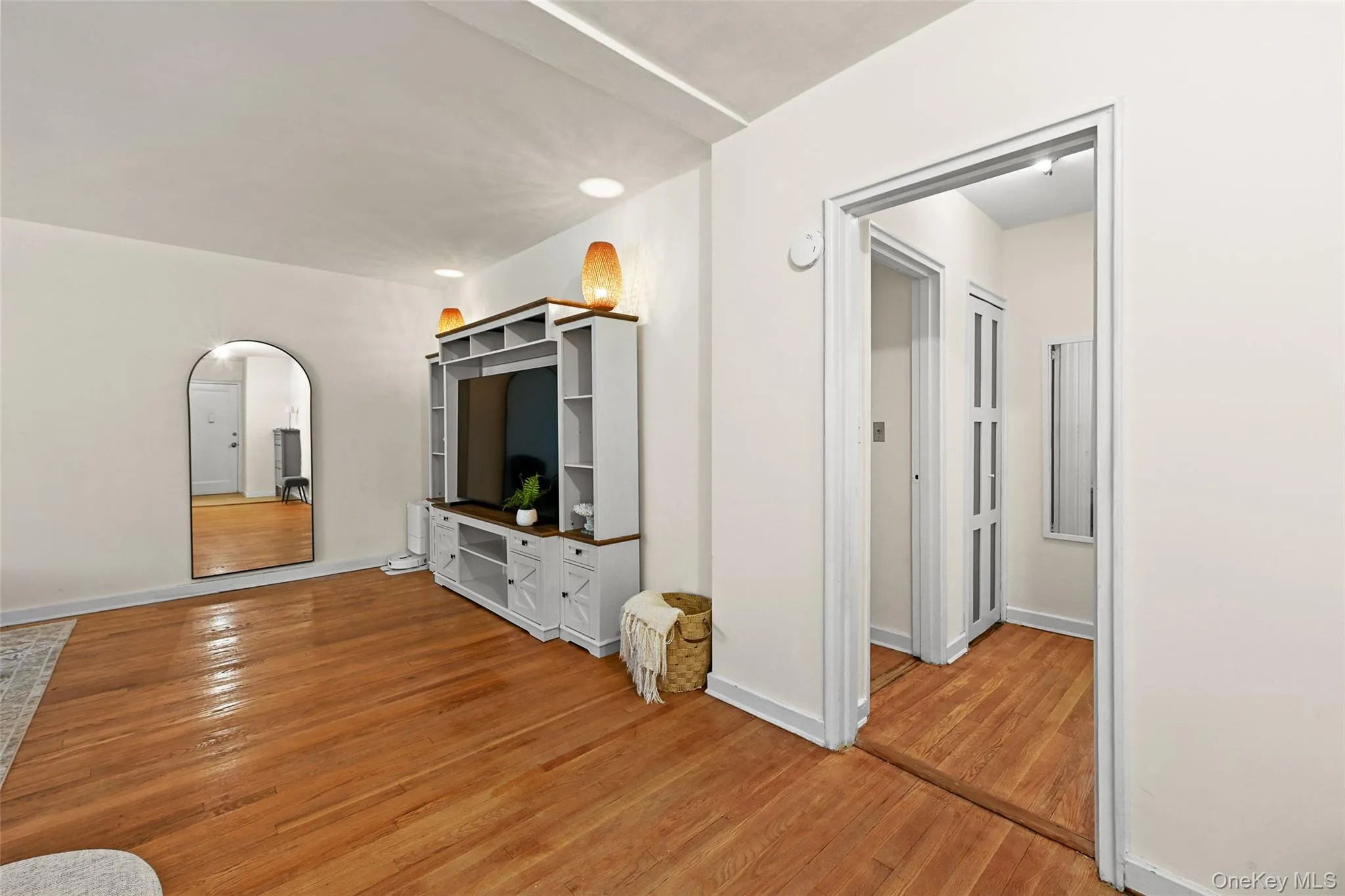 5 Rockledge Avenue, Greenburgh, NY, 2 Bedrooms Bedrooms, 6 Rooms Rooms,2 BathroomsBathrooms,Residential,For Rent,Rockledge,0,1030791 5 Rockledge Avenue, Greenburgh, NY, 2 Bedrooms Bedrooms, 6 Rooms Rooms,2 BathroomsBathrooms,Residential,For Rent,Rockledge,0,1030791