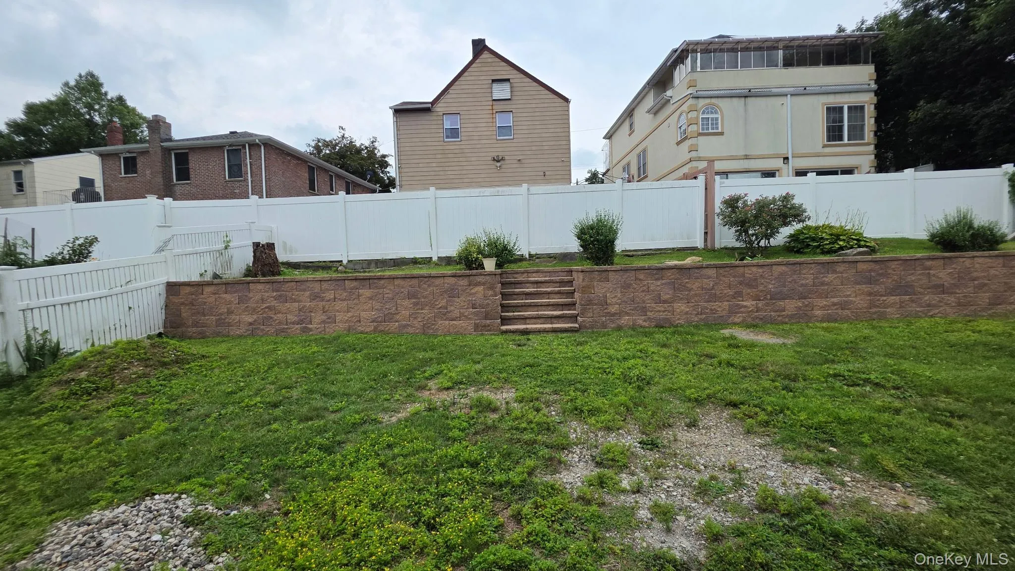28 Roundhill Drive, Yonkers, NY, 3 Bedrooms Bedrooms, 7 Rooms Rooms,1 BathroomBathrooms,Residential Lease,For Rent,Roundhill,0,1030792 28 Roundhill Drive, Yonkers, NY, 3 Bedrooms Bedrooms, 7 Rooms Rooms,1 BathroomBathrooms,Residential Lease,For Rent,Roundhill,0,1030792