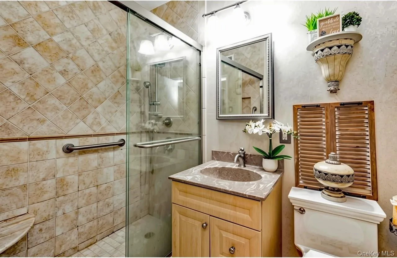 Bathroom Bathroom