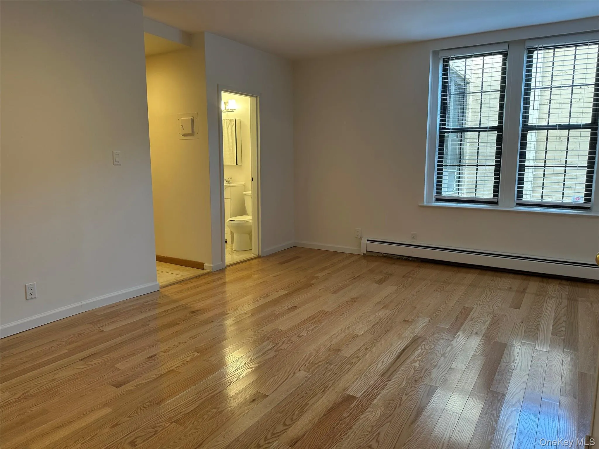 310 Riverside Boulevard, Long Beach, NY, 1 Room Rooms,1 BathroomBathrooms,Residential Lease,For Rent,Riverside,0,1030796 310 Riverside Boulevard, Long Beach, NY, 1 Room Rooms,1 BathroomBathrooms,Residential Lease,For Rent,Riverside,0,1030796