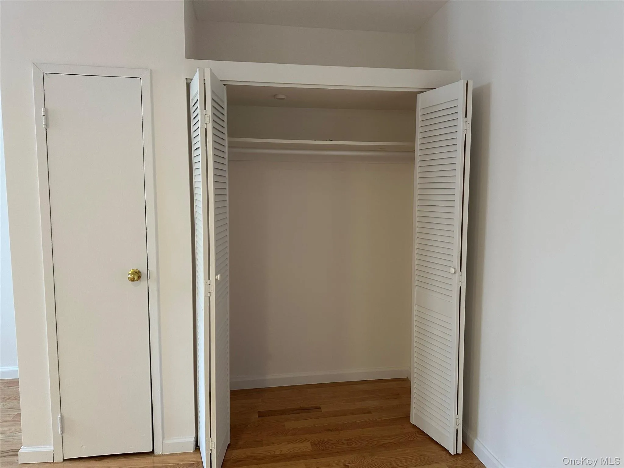 310 Riverside Boulevard, Long Beach, NY, 1 Room Rooms,1 BathroomBathrooms,Residential Lease,For Rent,Riverside,0,1030796 310 Riverside Boulevard, Long Beach, NY, 1 Room Rooms,1 BathroomBathrooms,Residential Lease,For Rent,Riverside,0,1030796