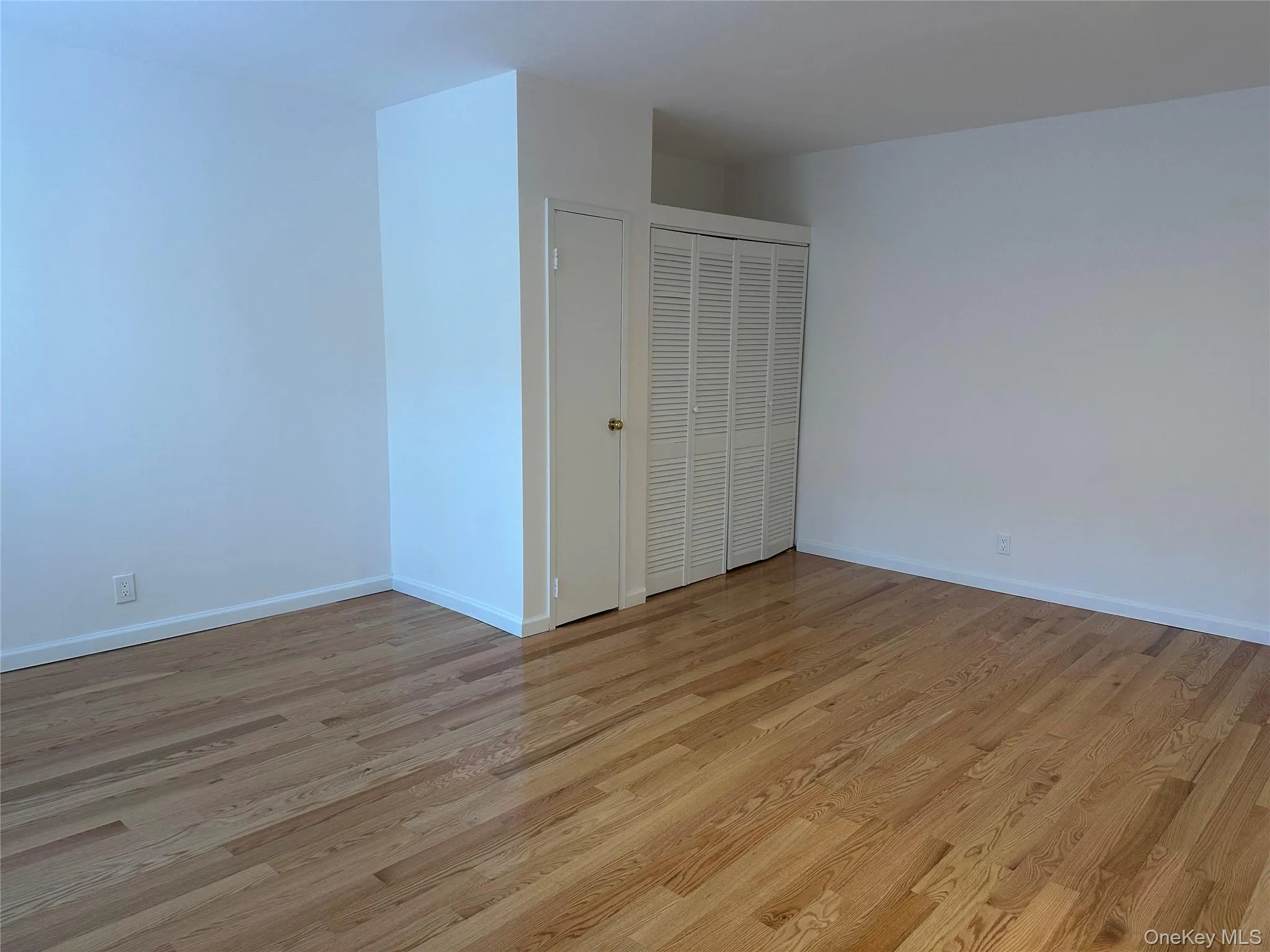 310 Riverside Boulevard, Long Beach, NY, 1 Room Rooms,1 BathroomBathrooms,Residential Lease,For Rent,Riverside,0,1030796 310 Riverside Boulevard, Long Beach, NY, 1 Room Rooms,1 BathroomBathrooms,Residential Lease,For Rent,Riverside,0,1030796