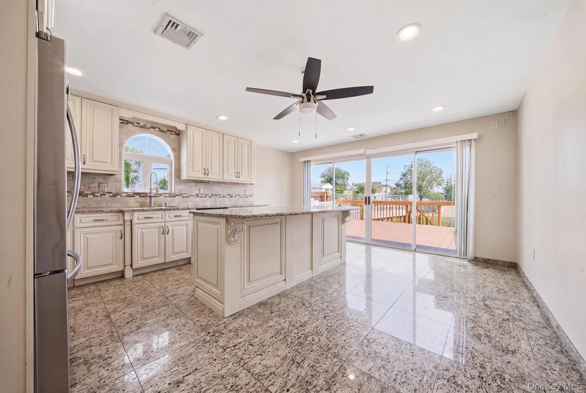 3 Marjorie Lane, Hempstead, NY, 5 Bedrooms Bedrooms, 9 Rooms Rooms,4 BathroomsBathrooms,Residential,For Rent,Marjorie,0,1030802 3 Marjorie Lane, Hempstead, NY, 5 Bedrooms Bedrooms, 9 Rooms Rooms,4 BathroomsBathrooms,Residential,For Rent,Marjorie,0,1030802