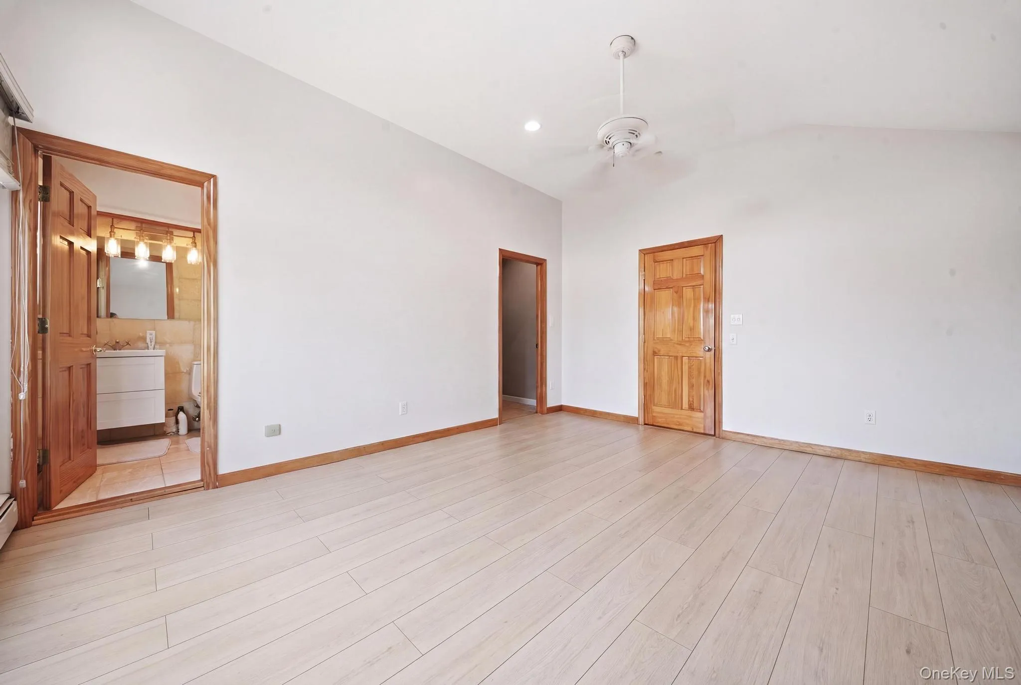 3 Marjorie Lane, Hempstead, NY, 5 Bedrooms Bedrooms, 9 Rooms Rooms,4 BathroomsBathrooms,Residential,For Rent,Marjorie,0,1030802 3 Marjorie Lane, Hempstead, NY, 5 Bedrooms Bedrooms, 9 Rooms Rooms,4 BathroomsBathrooms,Residential,For Rent,Marjorie,0,1030802
