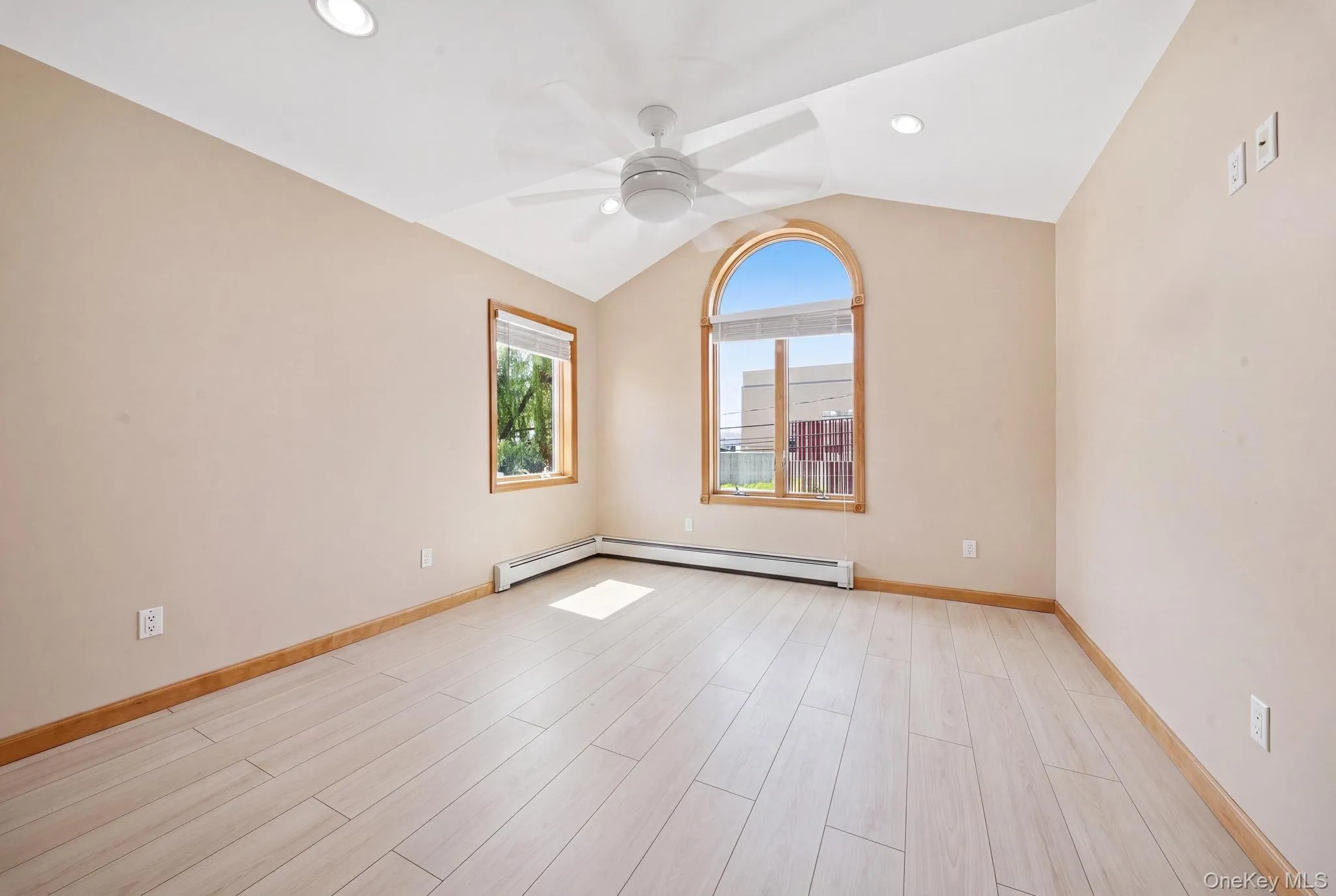 3 Marjorie Lane, Hempstead, NY, 5 Bedrooms Bedrooms, 9 Rooms Rooms,4 BathroomsBathrooms,Residential,For Rent,Marjorie,0,1030802 3 Marjorie Lane, Hempstead, NY, 5 Bedrooms Bedrooms, 9 Rooms Rooms,4 BathroomsBathrooms,Residential,For Rent,Marjorie,0,1030802