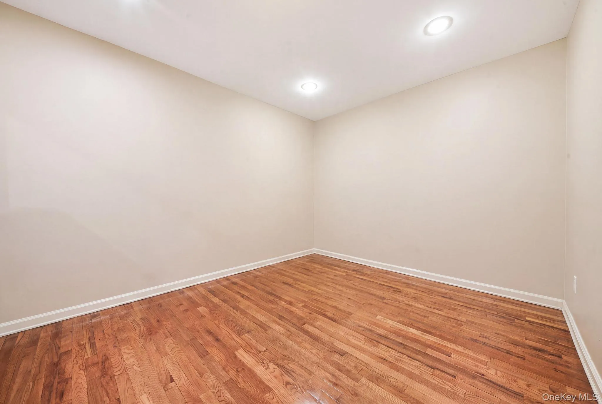 3 Marjorie Lane, Hempstead, NY, 5 Bedrooms Bedrooms, 9 Rooms Rooms,4 BathroomsBathrooms,Residential,For Rent,Marjorie,0,1030802 3 Marjorie Lane, Hempstead, NY, 5 Bedrooms Bedrooms, 9 Rooms Rooms,4 BathroomsBathrooms,Residential,For Rent,Marjorie,0,1030802