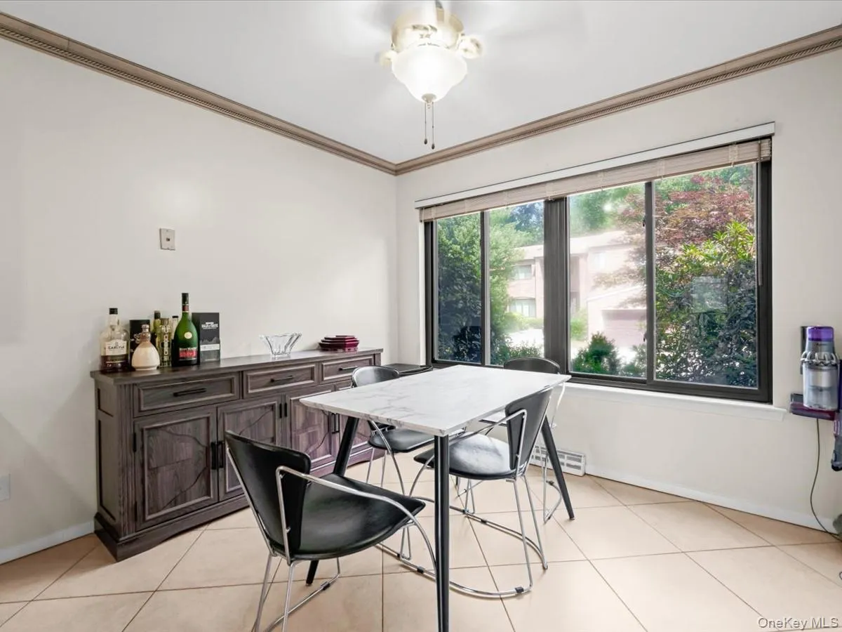 34 Windsor Gate Drive, North Hempstead, NY, 3 Bedrooms Bedrooms, 6 Rooms Rooms,2 BathroomsBathrooms,Residential,For Rent,Windsor Gate,0,1030803 34 Windsor Gate Drive, North Hempstead, NY, 3 Bedrooms Bedrooms, 6 Rooms Rooms,2 BathroomsBathrooms,Residential,For Rent,Windsor Gate,0,1030803