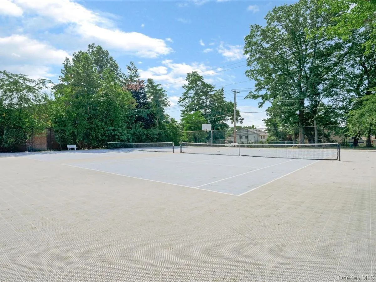 34 Windsor Gate Drive, North Hempstead, NY, 3 Bedrooms Bedrooms, 6 Rooms Rooms,2 BathroomsBathrooms,Residential,For Rent,Windsor Gate,0,1030803 34 Windsor Gate Drive, North Hempstead, NY, 3 Bedrooms Bedrooms, 6 Rooms Rooms,2 BathroomsBathrooms,Residential,For Rent,Windsor Gate,0,1030803