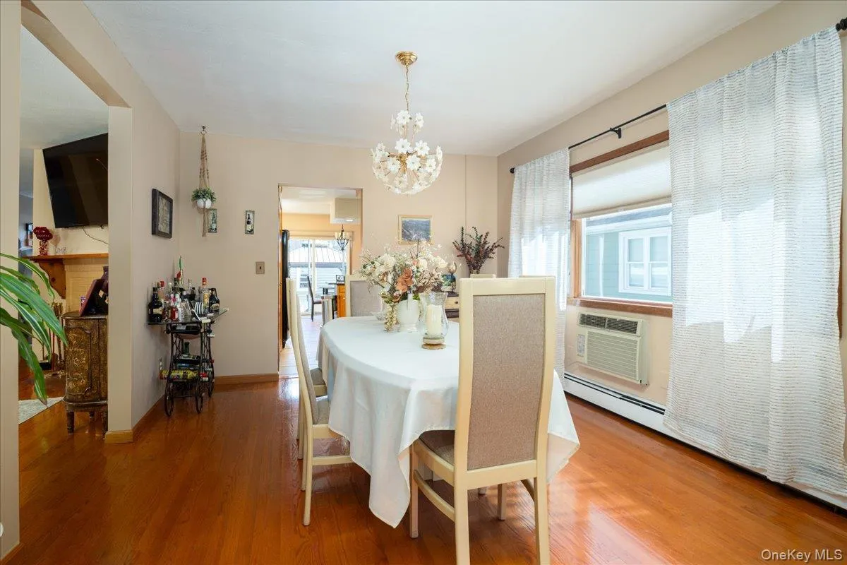 714 Wyckoff Avenue, Hempstead, NY, 3 Bedrooms Bedrooms, 6 Rooms Rooms,2 BathroomsBathrooms,Residential,For Rent,Wyckoff,0,1030806 714 Wyckoff Avenue, Hempstead, NY, 3 Bedrooms Bedrooms, 6 Rooms Rooms,2 BathroomsBathrooms,Residential,For Rent,Wyckoff,0,1030806