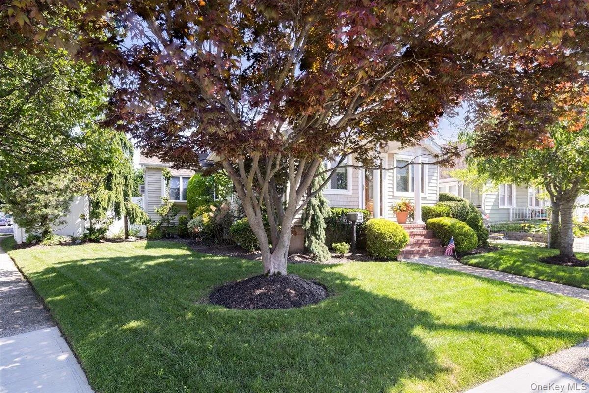 714 Wyckoff Avenue, Hempstead, NY, 3 Bedrooms Bedrooms, 6 Rooms Rooms,2 BathroomsBathrooms,Residential,For Rent,Wyckoff,0,1030806 714 Wyckoff Avenue, Hempstead, NY, 3 Bedrooms Bedrooms, 6 Rooms Rooms,2 BathroomsBathrooms,Residential,For Rent,Wyckoff,0,1030806