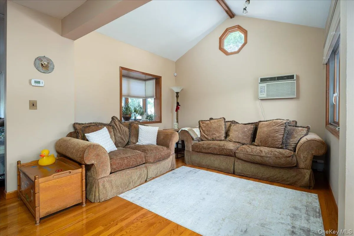 714 Wyckoff Avenue, Hempstead, NY, 3 Bedrooms Bedrooms, 6 Rooms Rooms,2 BathroomsBathrooms,Residential,For Rent,Wyckoff,0,1030806 714 Wyckoff Avenue, Hempstead, NY, 3 Bedrooms Bedrooms, 6 Rooms Rooms,2 BathroomsBathrooms,Residential,For Rent,Wyckoff,0,1030806