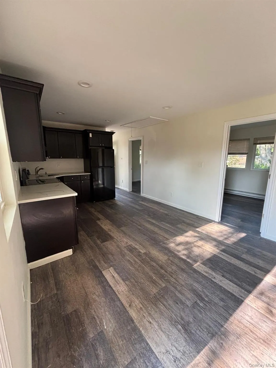 652 Bayview Avenue, Brookhaven, NY, 3 Bedrooms Bedrooms, 5 Rooms Rooms,1 BathroomBathrooms,Residential Lease,For Rent,Bayview,0,1030812 652 Bayview Avenue, Brookhaven, NY, 3 Bedrooms Bedrooms, 5 Rooms Rooms,1 BathroomBathrooms,Residential Lease,For Rent,Bayview,0,1030812