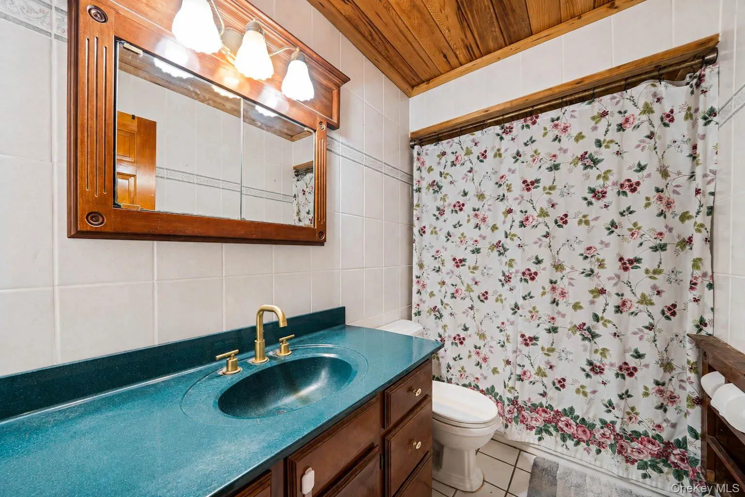 23 Cottage Drive, Brookhaven, NY, 3 Bedrooms Bedrooms, 5 Rooms Rooms,2 BathroomsBathrooms,Residential,For Rent,Cottage,0,1030825 23 Cottage Drive, Brookhaven, NY, 3 Bedrooms Bedrooms, 5 Rooms Rooms,2 BathroomsBathrooms,Residential,For Rent,Cottage,0,1030825