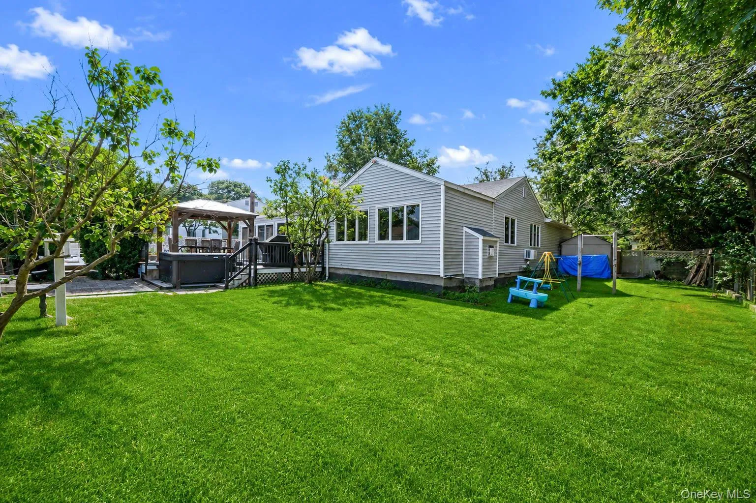 23 Cottage Drive, Brookhaven, NY, 3 Bedrooms Bedrooms, 5 Rooms Rooms,2 BathroomsBathrooms,Residential,For Rent,Cottage,0,1030825 23 Cottage Drive, Brookhaven, NY, 3 Bedrooms Bedrooms, 5 Rooms Rooms,2 BathroomsBathrooms,Residential,For Rent,Cottage,0,1030825