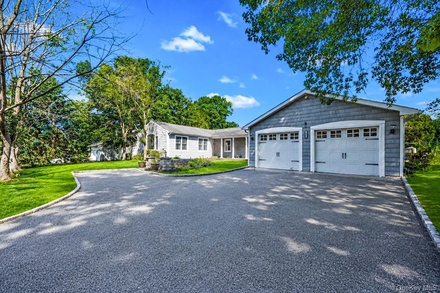 23 Cottage Drive, Brookhaven, NY, 3 Bedrooms Bedrooms, 5 Rooms Rooms,2 BathroomsBathrooms,Residential,For Rent,Cottage,0,1030825 23 Cottage Drive, Brookhaven, NY, 3 Bedrooms Bedrooms, 5 Rooms Rooms,2 BathroomsBathrooms,Residential,For Rent,Cottage,0,1030825