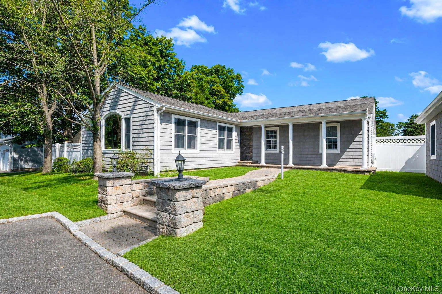 23 Cottage Drive, Brookhaven, NY, 3 Bedrooms Bedrooms, 5 Rooms Rooms,2 BathroomsBathrooms,Residential,For Rent,Cottage,0,1030825 23 Cottage Drive, Brookhaven, NY, 3 Bedrooms Bedrooms, 5 Rooms Rooms,2 BathroomsBathrooms,Residential,For Rent,Cottage,0,1030825