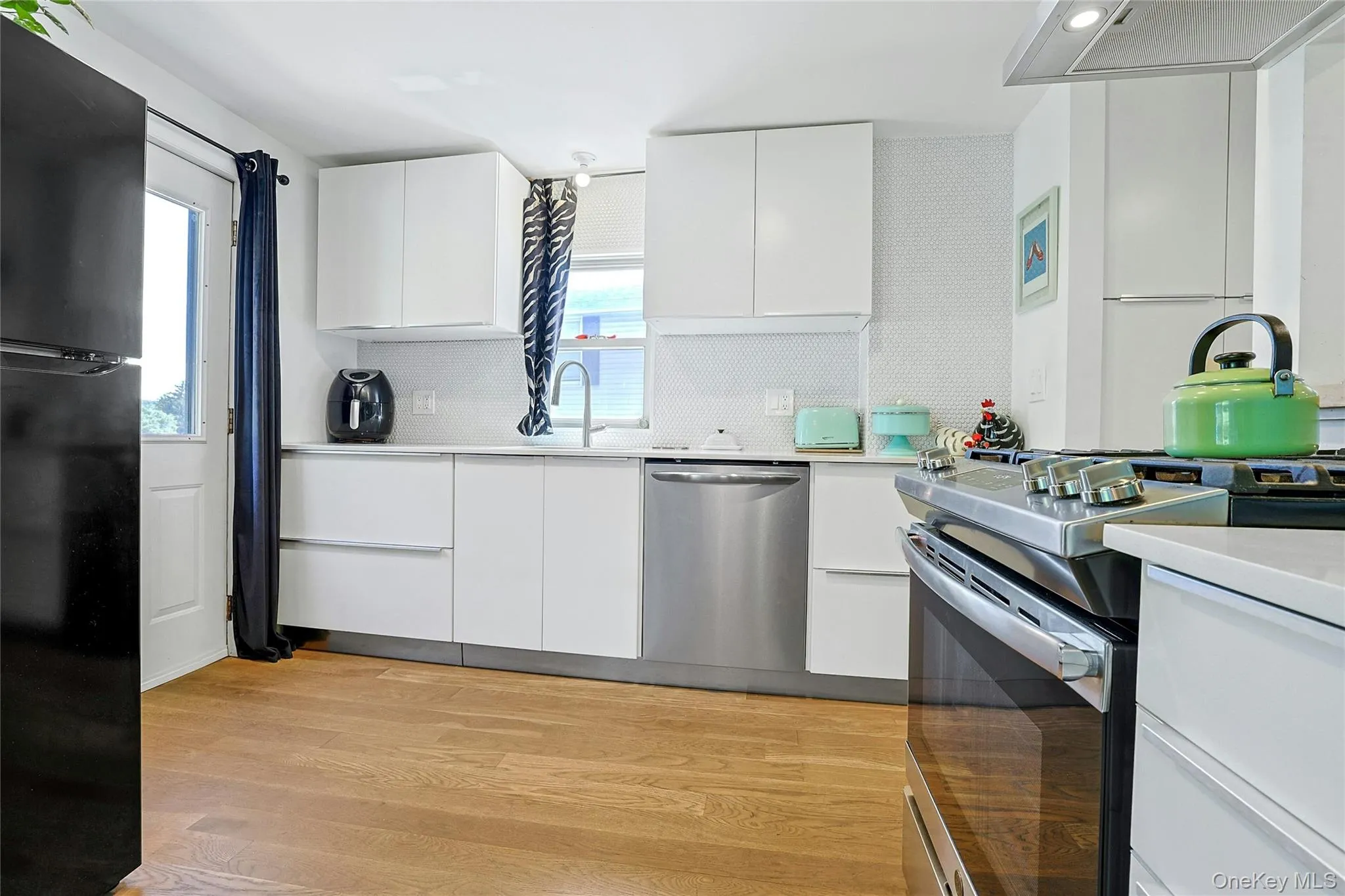 215 Chestnut Street, Rye Town, NY, 2 Bedrooms Bedrooms, 5 Rooms Rooms,2 BathroomsBathrooms,Residential,For Rent,Chestnut,0,1030826 215 Chestnut Street, Rye Town, NY, 2 Bedrooms Bedrooms, 5 Rooms Rooms,2 BathroomsBathrooms,Residential,For Rent,Chestnut,0,1030826