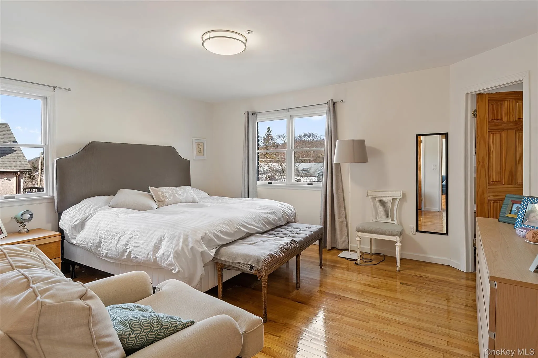 36 Florence Avenue, Greenburgh, NY, 3 Bedrooms Bedrooms, 5 Rooms Rooms,2 BathroomsBathrooms,Residential Lease,For Rent,Florence,0,1030829 36 Florence Avenue, Greenburgh, NY, 3 Bedrooms Bedrooms, 5 Rooms Rooms,2 BathroomsBathrooms,Residential Lease,For Rent,Florence,0,1030829