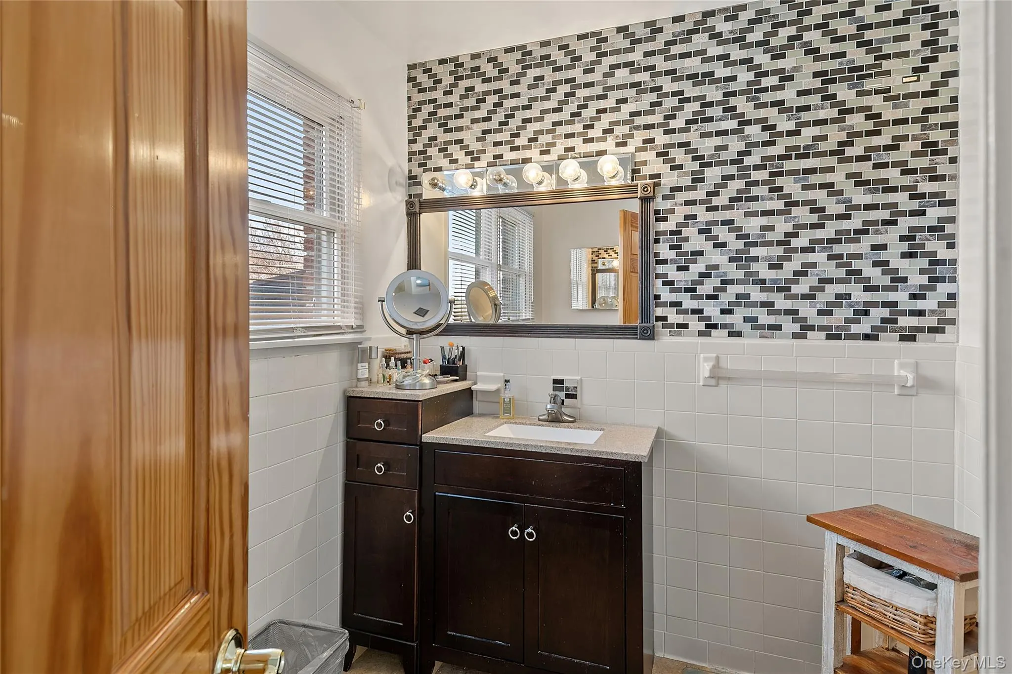 36 Florence Avenue, Greenburgh, NY, 3 Bedrooms Bedrooms, 5 Rooms Rooms,2 BathroomsBathrooms,Residential Lease,For Rent,Florence,0,1030829 36 Florence Avenue, Greenburgh, NY, 3 Bedrooms Bedrooms, 5 Rooms Rooms,2 BathroomsBathrooms,Residential Lease,For Rent,Florence,0,1030829