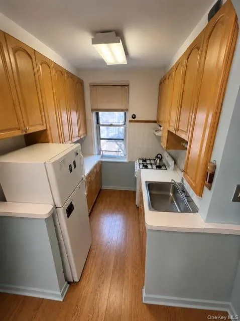 65-60 Wetherole Street Rego Park, New York, NY, 1 Bedroom Bedrooms, 3 Rooms Rooms,1 BathroomBathrooms,Residential,For Rent,Rego Park,0,1030834 65-60 Wetherole Street Rego Park, New York, NY, 1 Bedroom Bedrooms, 3 Rooms Rooms,1 BathroomBathrooms,Residential,For Rent,Rego Park,0,1030834