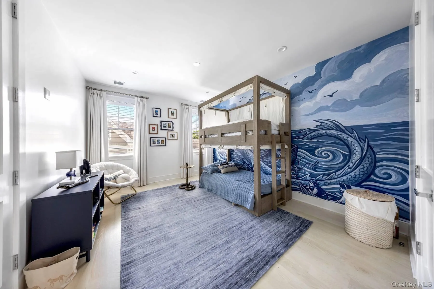 13 Beach Lane, Southampton, NY, 8 Bedrooms Bedrooms, 15 Rooms Rooms,8 BathroomsBathrooms,Residential Lease,For Rent,Beach,0,1030836 13 Beach Lane, Southampton, NY, 8 Bedrooms Bedrooms, 15 Rooms Rooms,8 BathroomsBathrooms,Residential Lease,For Rent,Beach,0,1030836