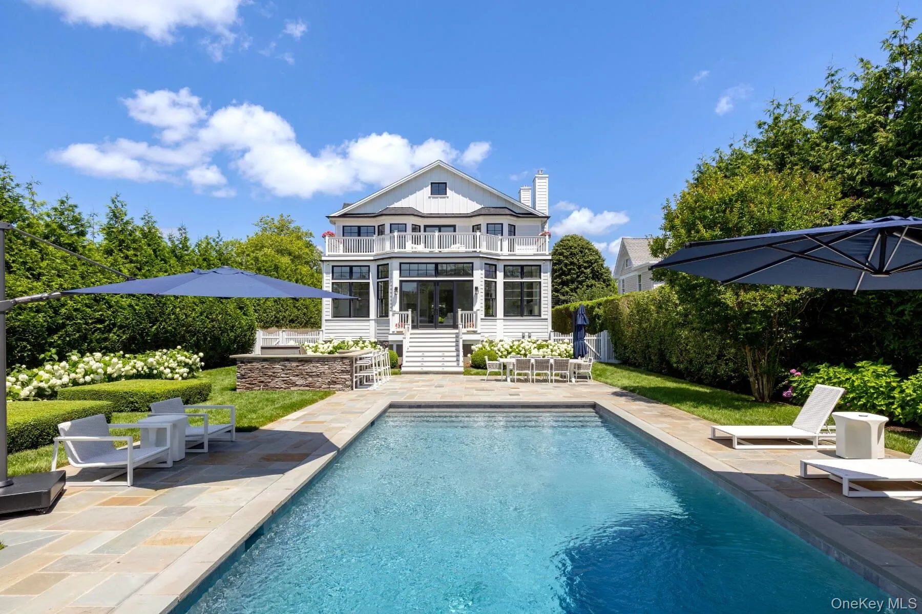 13 Beach Lane, Southampton, NY, 8 Bedrooms Bedrooms, 15 Rooms Rooms,8 BathroomsBathrooms,Residential Lease,For Rent,Beach,0,1030836 13 Beach Lane, Southampton, NY, 8 Bedrooms Bedrooms, 15 Rooms Rooms,8 BathroomsBathrooms,Residential Lease,For Rent,Beach,0,1030836