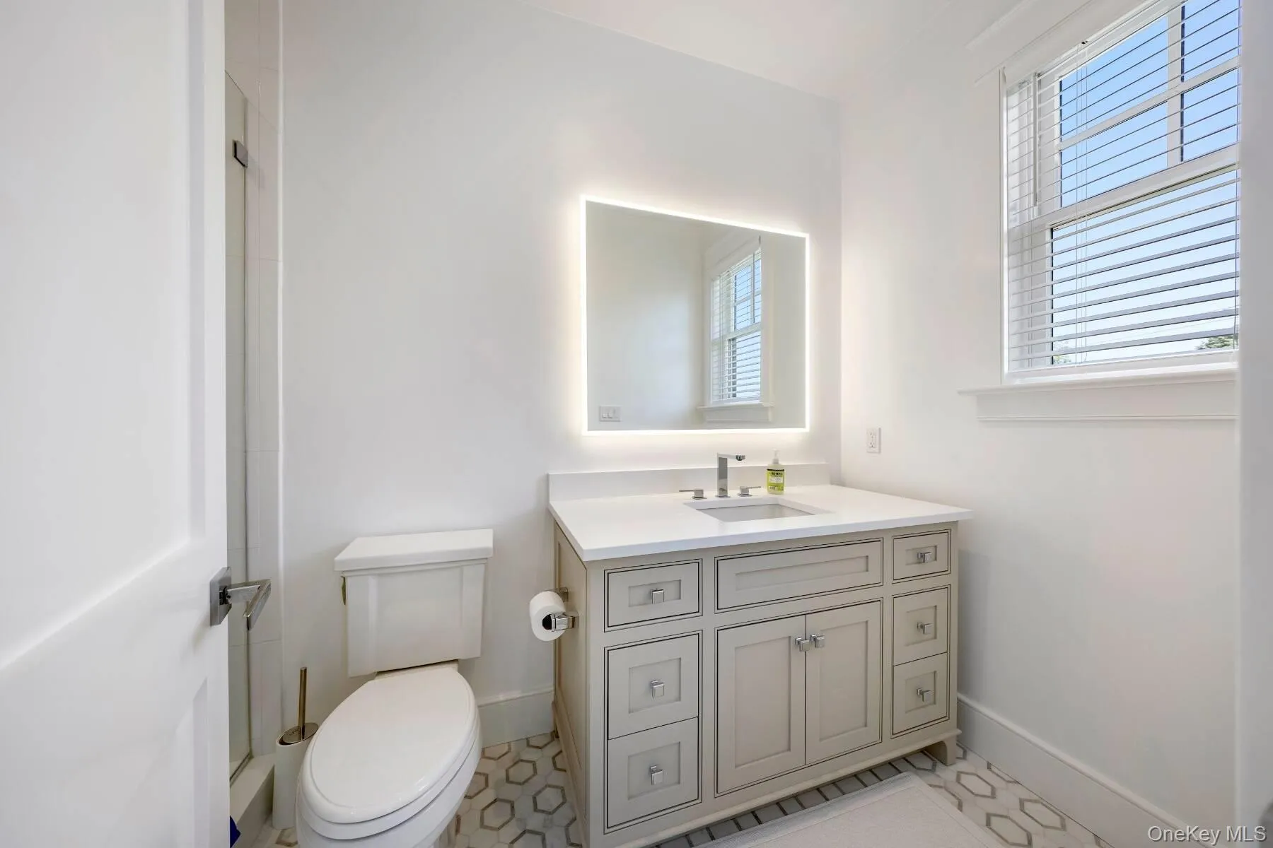 13 Beach Lane, Southampton, NY, 8 Bedrooms Bedrooms, 15 Rooms Rooms,8 BathroomsBathrooms,Residential Lease,For Rent,Beach,0,1030836 13 Beach Lane, Southampton, NY, 8 Bedrooms Bedrooms, 15 Rooms Rooms,8 BathroomsBathrooms,Residential Lease,For Rent,Beach,0,1030836