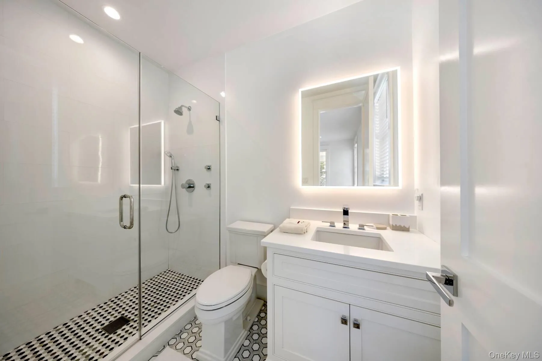 13 Beach Lane, Southampton, NY, 8 Bedrooms Bedrooms, 15 Rooms Rooms,8 BathroomsBathrooms,Residential Lease,For Rent,Beach,0,1030836 13 Beach Lane, Southampton, NY, 8 Bedrooms Bedrooms, 15 Rooms Rooms,8 BathroomsBathrooms,Residential Lease,For Rent,Beach,0,1030836