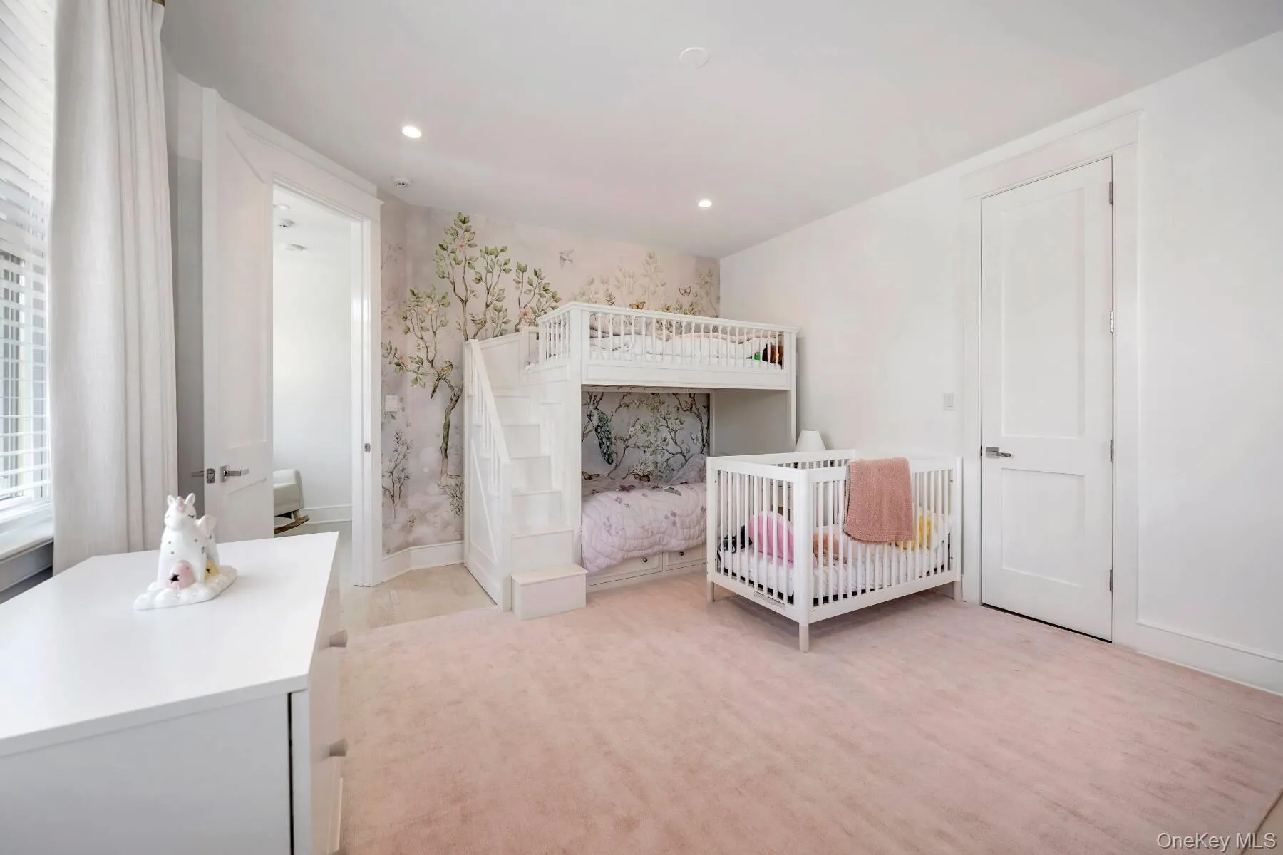 13 Beach Lane, Southampton, NY, 8 Bedrooms Bedrooms, 15 Rooms Rooms,8 BathroomsBathrooms,Residential Lease,For Rent,Beach,0,1030836 13 Beach Lane, Southampton, NY, 8 Bedrooms Bedrooms, 15 Rooms Rooms,8 BathroomsBathrooms,Residential Lease,For Rent,Beach,0,1030836