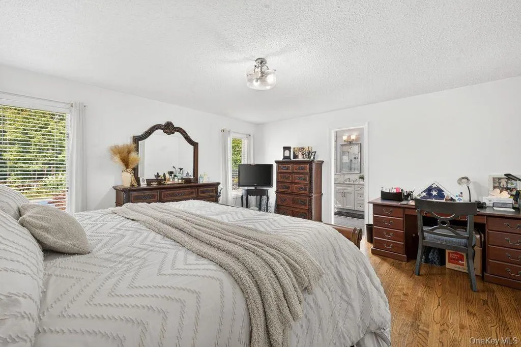 24 Bauer Avenue, Brookhaven, NY, 3 Bedrooms Bedrooms, 7 Rooms Rooms,2 BathroomsBathrooms,Residential,For Rent,Bauer,0,1030838 24 Bauer Avenue, Brookhaven, NY, 3 Bedrooms Bedrooms, 7 Rooms Rooms,2 BathroomsBathrooms,Residential,For Rent,Bauer,0,1030838