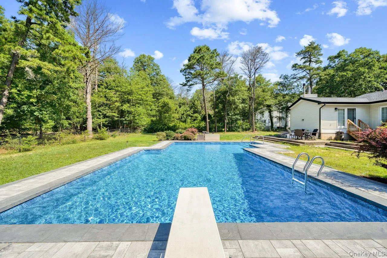 24 Bauer Avenue, Brookhaven, NY, 3 Bedrooms Bedrooms, 7 Rooms Rooms,2 BathroomsBathrooms,Residential,For Rent,Bauer,0,1030838 24 Bauer Avenue, Brookhaven, NY, 3 Bedrooms Bedrooms, 7 Rooms Rooms,2 BathroomsBathrooms,Residential,For Rent,Bauer,0,1030838