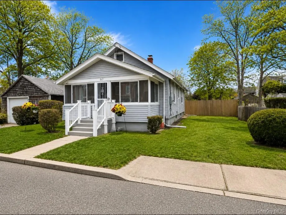517 Flint Street, Southold, NY, 2 Bedrooms Bedrooms, 7 Rooms Rooms,1 BathroomBathrooms,Residential Lease,For Rent,Flint,0,1030843 517 Flint Street, Southold, NY, 2 Bedrooms Bedrooms, 7 Rooms Rooms,1 BathroomBathrooms,Residential Lease,For Rent,Flint,0,1030843