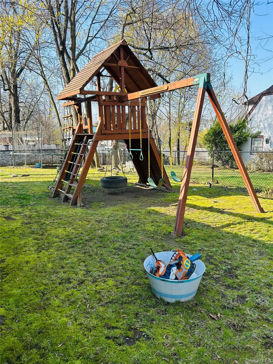 147 Westminster Drive, Yonkers, NY, 4 Bedrooms Bedrooms, 4 Rooms Rooms,3 BathroomsBathrooms,Residential,For Rent,Westminster,0,1030844 147 Westminster Drive, Yonkers, NY, 4 Bedrooms Bedrooms, 4 Rooms Rooms,3 BathroomsBathrooms,Residential,For Rent,Westminster,0,1030844