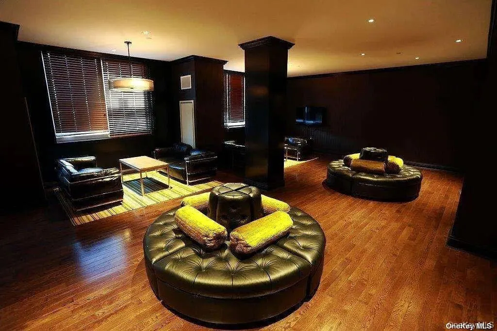 1215 Broadway, New York, NY, 1 Room Rooms,1 BathroomBathrooms,Residential Lease,For Rent,Broadway,0,1030846 1215 Broadway, New York, NY, 1 Room Rooms,1 BathroomBathrooms,Residential Lease,For Rent,Broadway,0,1030846