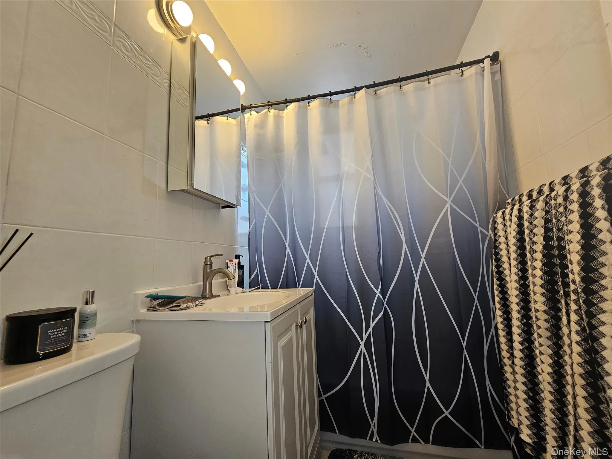 355 Bronx River Road, Yonkers, NY, 1 Bedroom Bedrooms, 5 Rooms Rooms,1 BathroomBathrooms,Residential Lease,For Rent,Bronx River,0,1030847 355 Bronx River Road, Yonkers, NY, 1 Bedroom Bedrooms, 5 Rooms Rooms,1 BathroomBathrooms,Residential Lease,For Rent,Bronx River,0,1030847